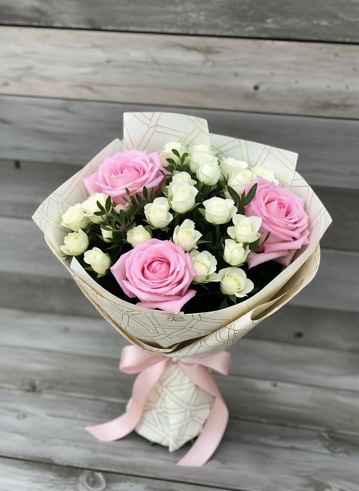 Букет цветов из: Розы в Днепровской