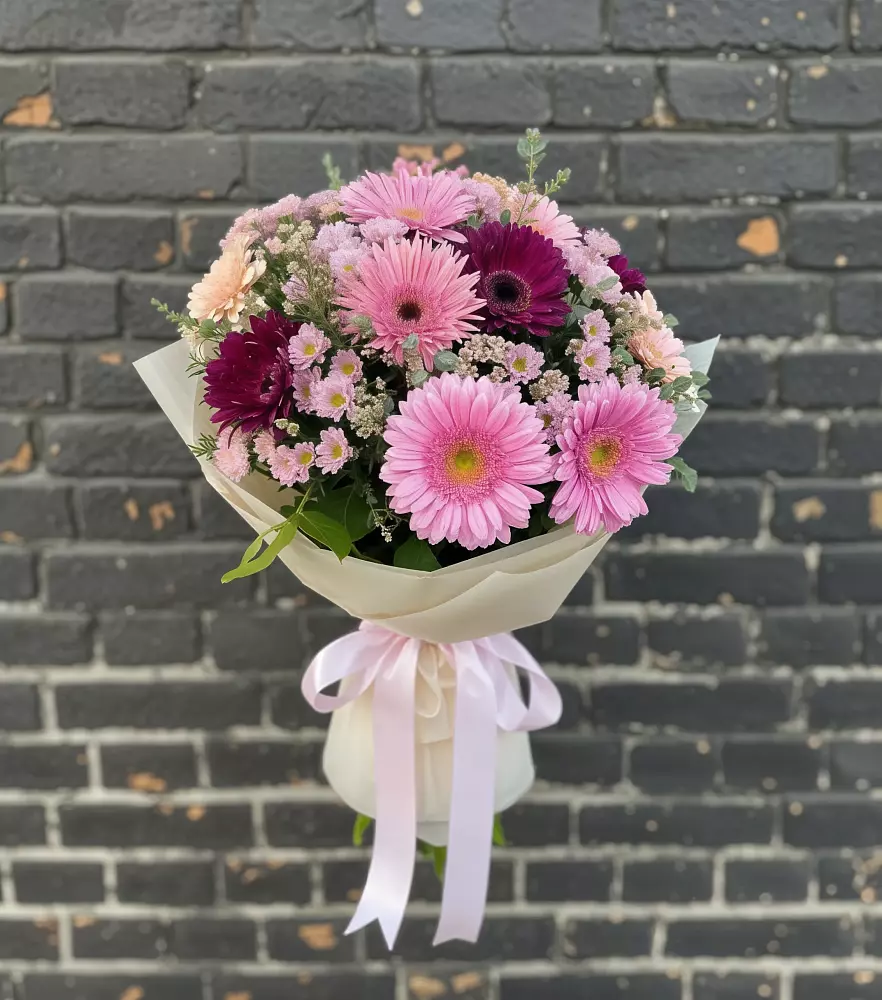 Букет цветов из: Герберы и Хризантемы в Днепровской