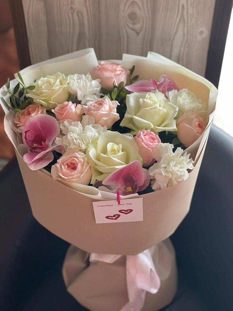 Букет цветов из: Орхидеи, Розы и Гвоздики в Днепровской