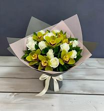 Букет цветов из:  Орхидеи и Розы в Днепровской