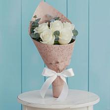Букет цветов из:  Розы в Днепровской