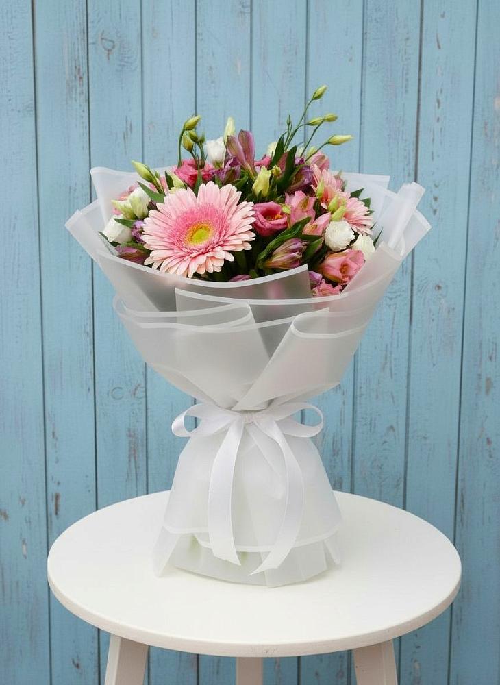 Букет цветов из: Герберы, Альстромерии и Лизиантусы в Днепровской