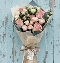 Букет цветов из:  Розы #REPLACE_PRED# Днепровской